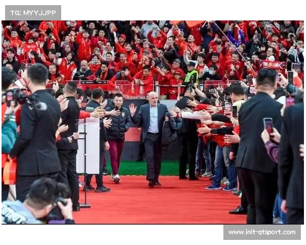 上海海港总结会庆祝中超三连冠，徐根宝寄语重视青训